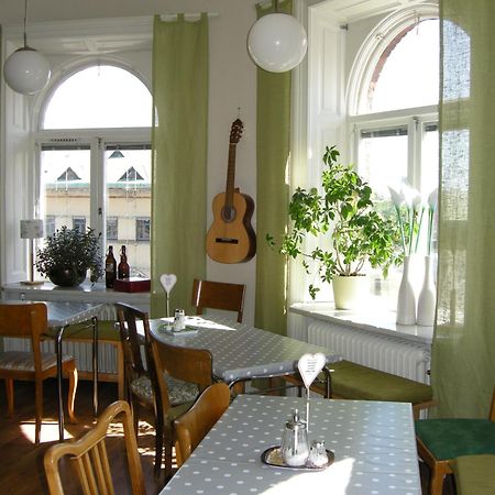 Jaernvaegshotellet Gavle Luaran gambar