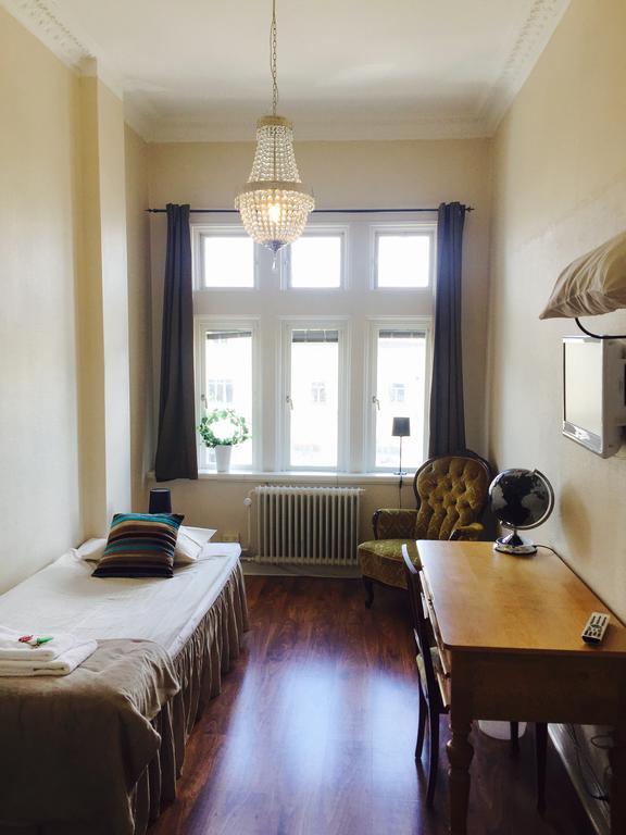 Jaernvaegshotellet Gavle Luaran gambar