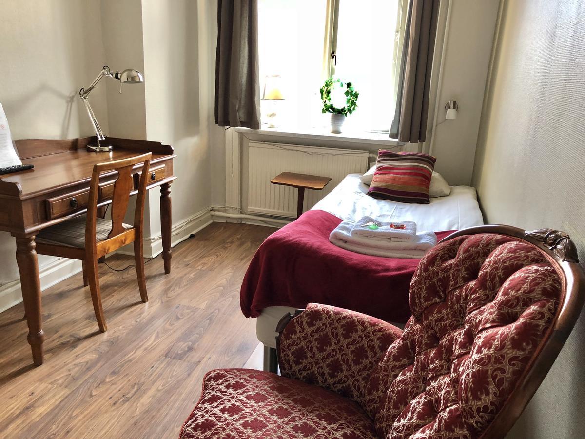 Jaernvaegshotellet Gavle Luaran gambar