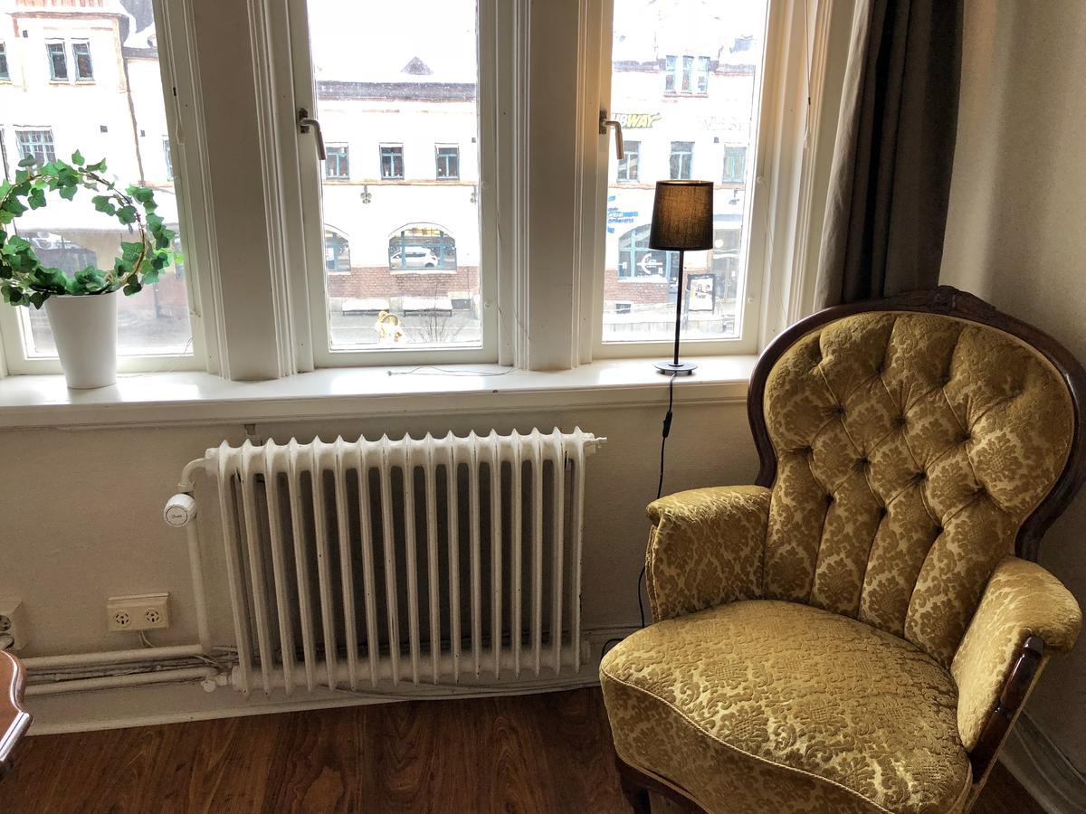 Jaernvaegshotellet Gavle Luaran gambar